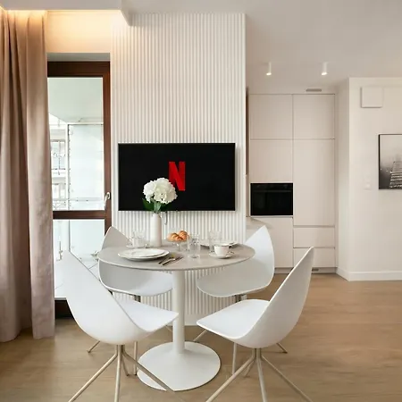Golden - Stylish Center, Rondo Daszynskiego - Gieldowa Apartman
